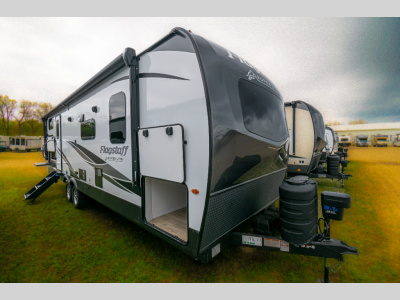 side angle of the 2025 Flagstaff Super Lite 27DBH with fiberglass siding and panoramic window.