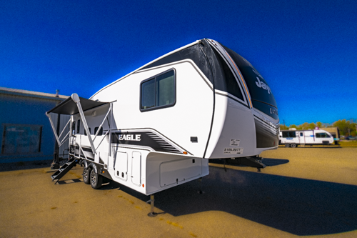 Jayco Eagle HT 25RUC exterior view on the lot