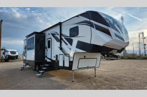 Used 2022 Dutchmen RV Triton 3571 Photo