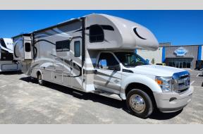 Used 2014 Thor Motor Coach Four Winds Super C 35SK Photo