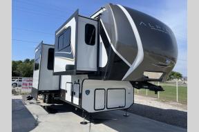 New 2025 Keystone RV Alpine Avalanche Edition 346FL Photo