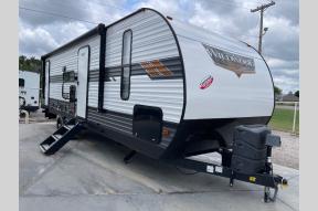 Used 2022 Forest River RV Wildwood 26DBUD Photo