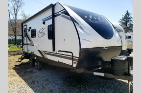 Used 2021 Coachmen RV Spirit Ultra Lite 1943RB Photo