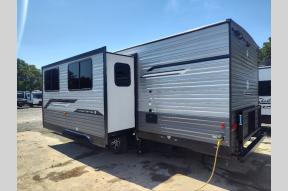 New 2025 Coachmen RV Catalina Summit Series 8 261BHS Photo