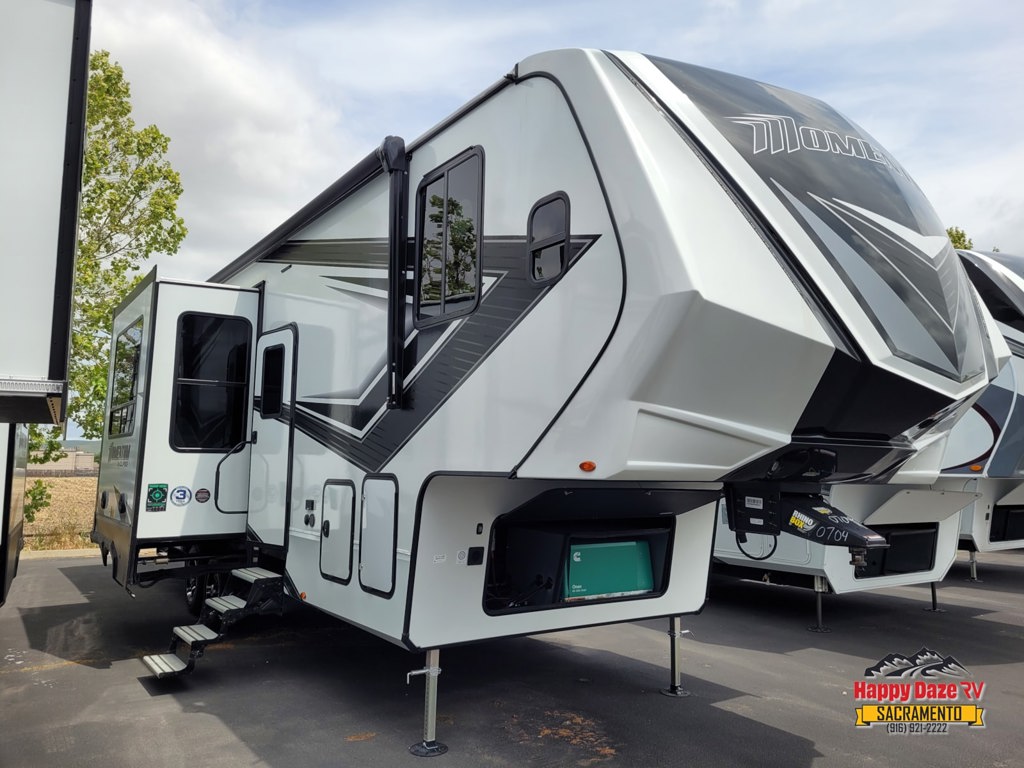 New 2023 Grand Design Momentum G-Class 320G Toy Hauler Fifth Wheel at ...