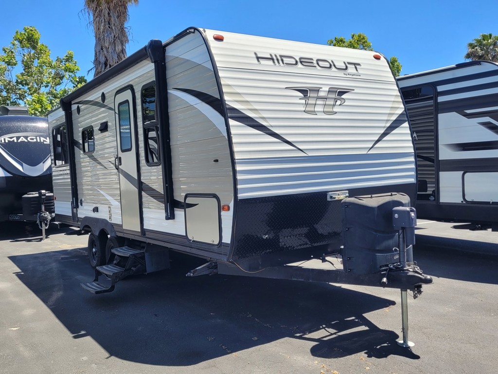 Used 2020 Keystone RV Hideout 20LHSWE Travel Trailer at Happy Daze ...