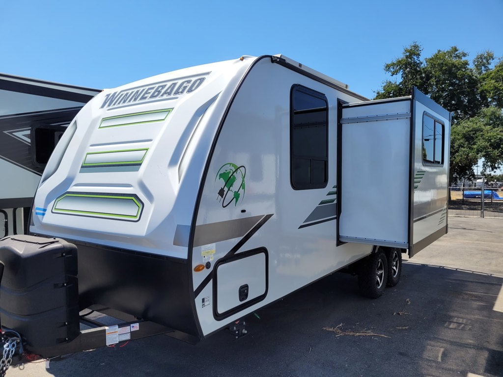 Used 2022 Winnebago Industries Towables Micro Minnie FLX 2306BHS Travel ...