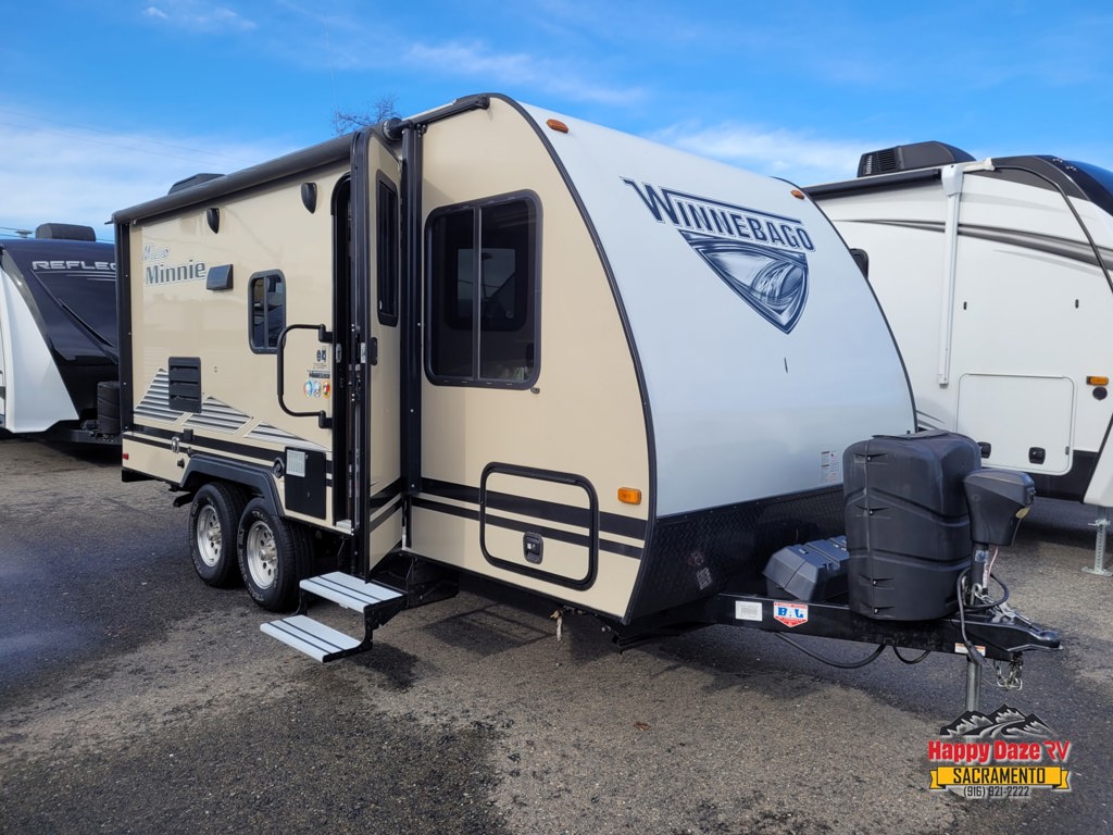 Used 2019 Winnebago Industries Towables Micro Minnie 2100BH Travel ...