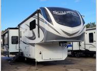 Used 2022 Grand Design Solitude 345GK R image