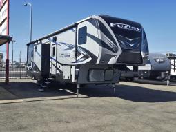 Used 2017 Keystone RV Fuzion 385 Photo