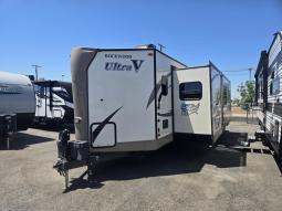 Used 2017 Forest River RV Rockwood Ultra V 2715VS Photo