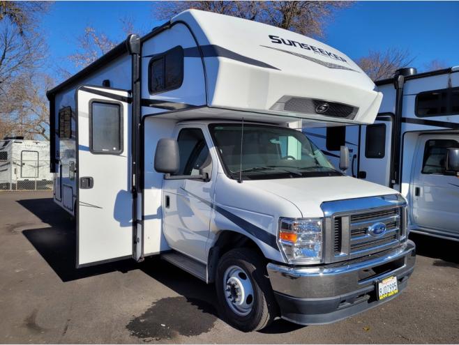 RV listing image