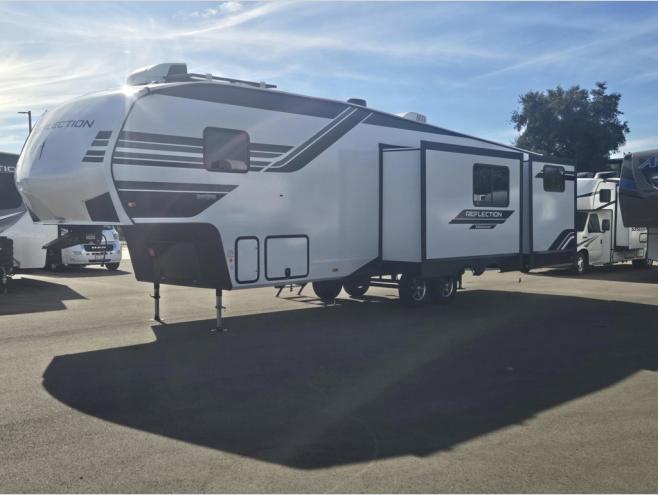 RV listing image