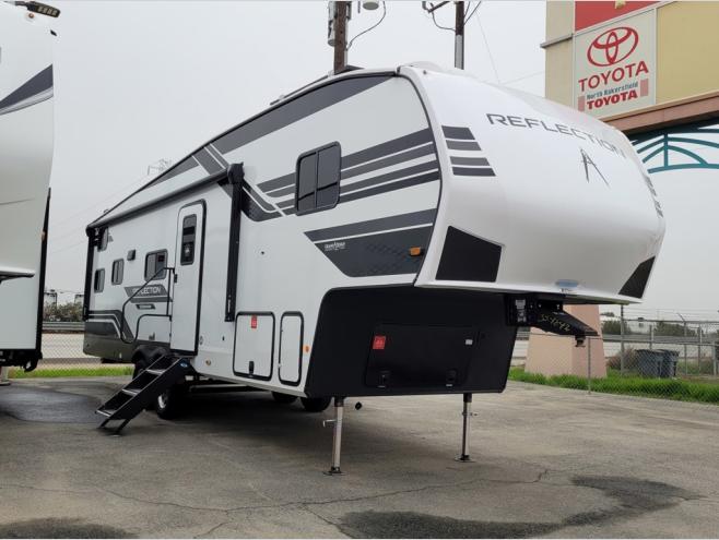 RV listing image