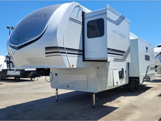 RV listing image