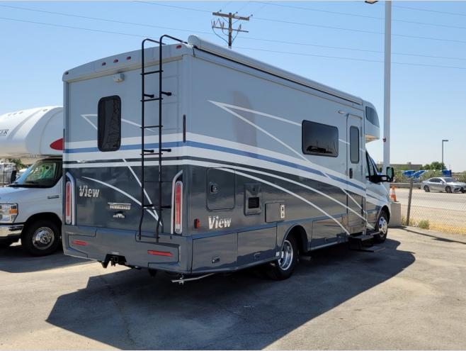 RV listing image