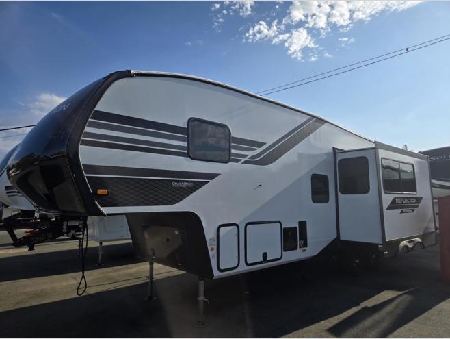 RV listing image