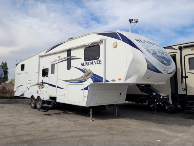 RV listing image