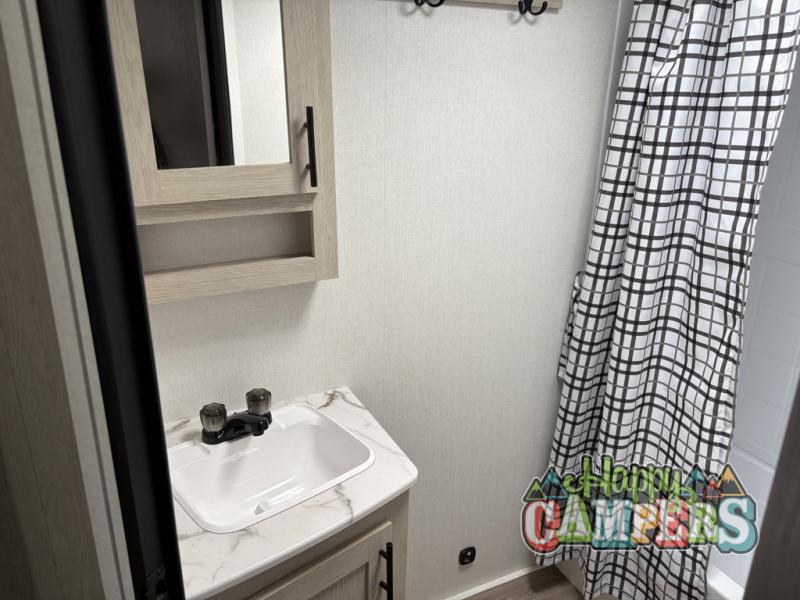 2025 Forest River Shasta Oasis photo 12