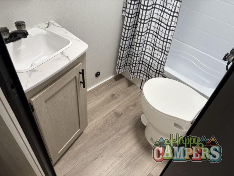 2025 Forest River Shasta Oasis photo 19