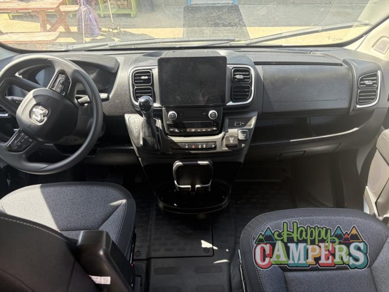 2024 Ram ProMaster 3500 Window Van photo 7