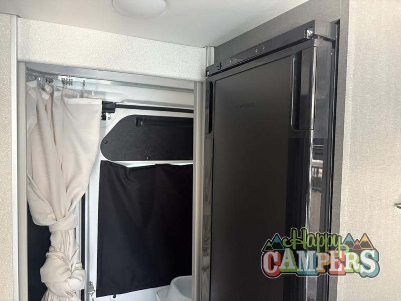 2024 Ram ProMaster 3500 Window Van photo 8