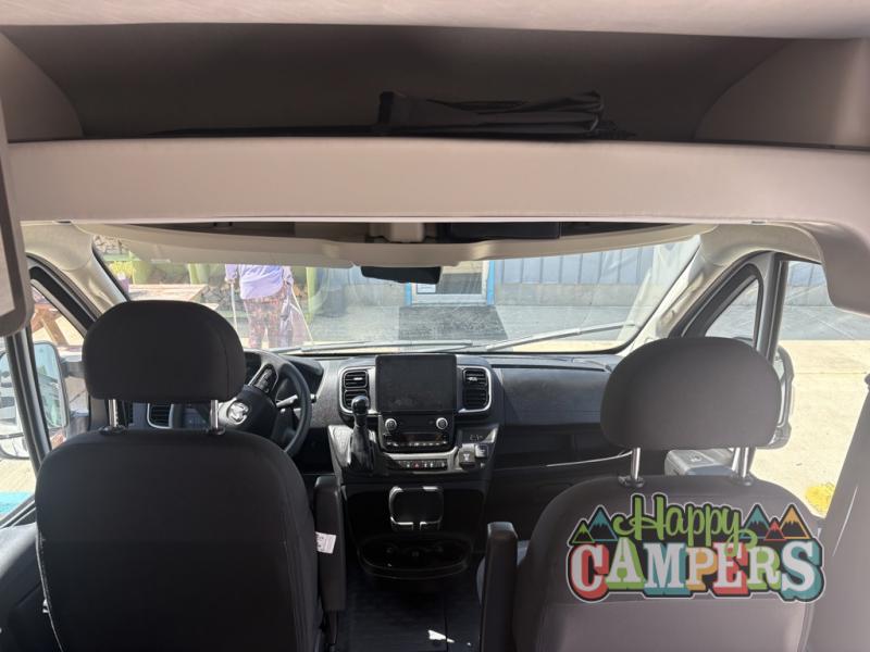 2024 Ram ProMaster 3500 Window Van photo 15