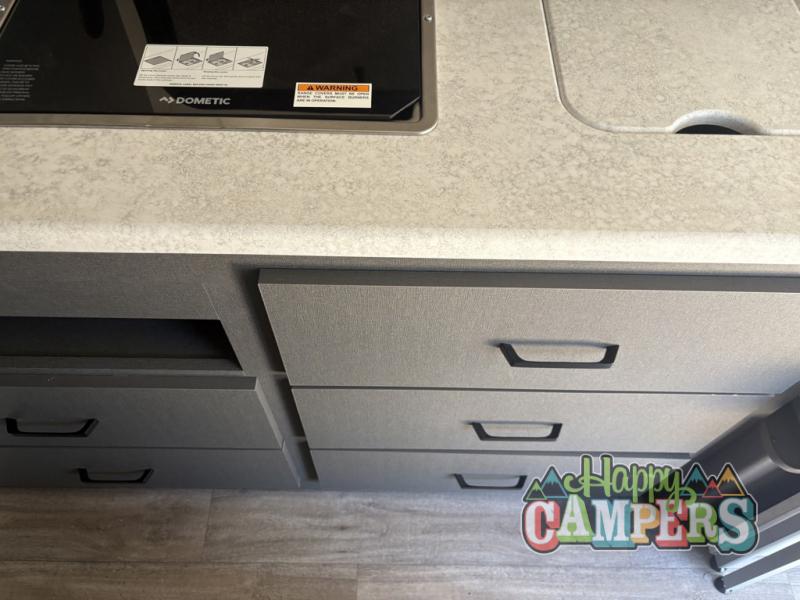 2024 Ram ProMaster 3500 Window Van photo 17