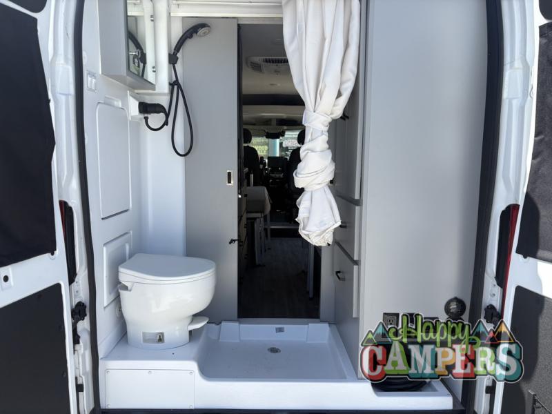 2024 Ram ProMaster 3500 Window Van photo 21