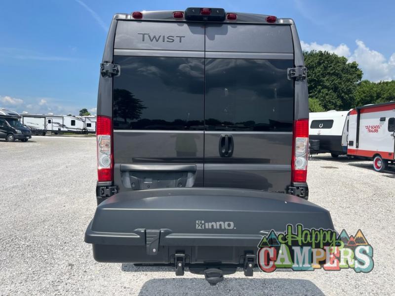 2023 Ram ProMaster 3500 Window Van photo 10