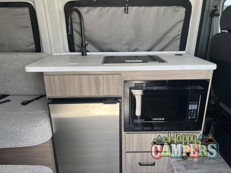 2023 Ram ProMaster 3500 Window Van photo 13