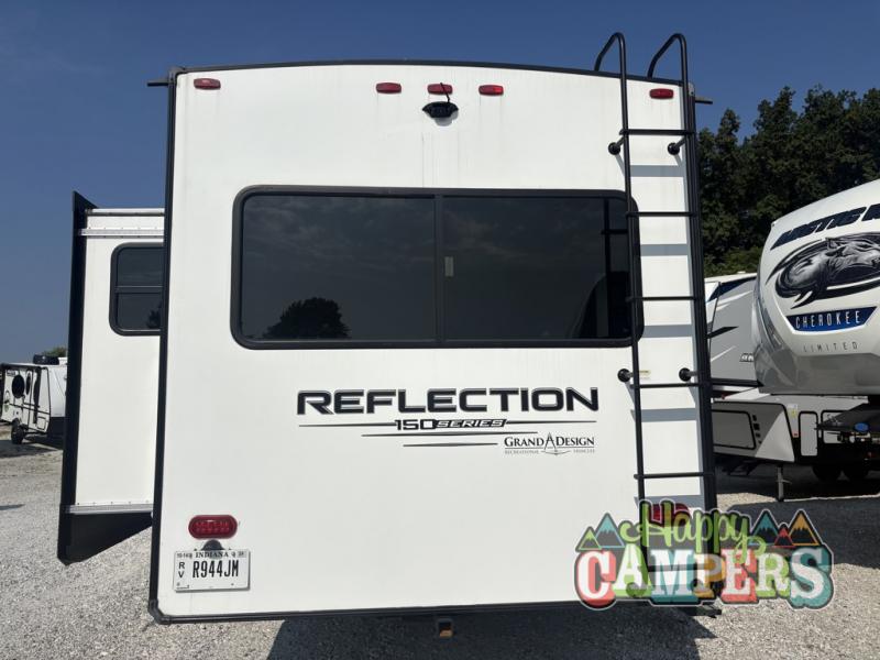 2022 Grand Design Recreational Reflection Narrow Body photo 6