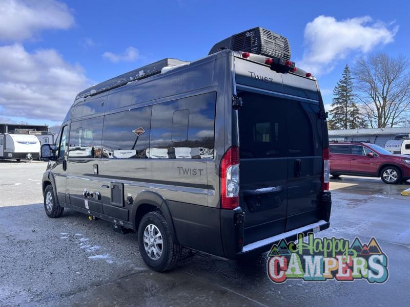 2023 Ram ProMaster 3500 Window Van photo 7