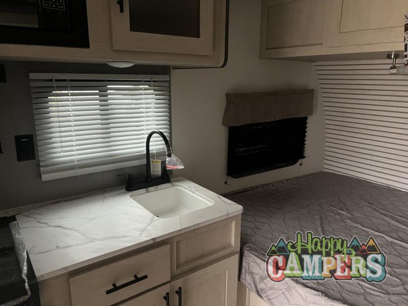 2025 Forest River Shasta Oasis photo 6