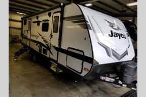 New 2022 Jayco Jay Feather 24BH Photo