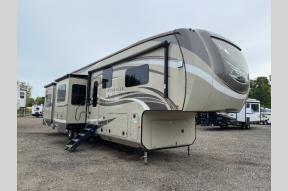 Used 2019 Jayco Pinnacle 38REFS Photo