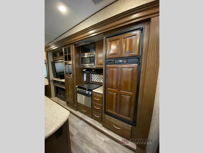 Used 2017 Prime Time RV Crusader 380MBH Fifth Wheel at Haylett Trailers ...