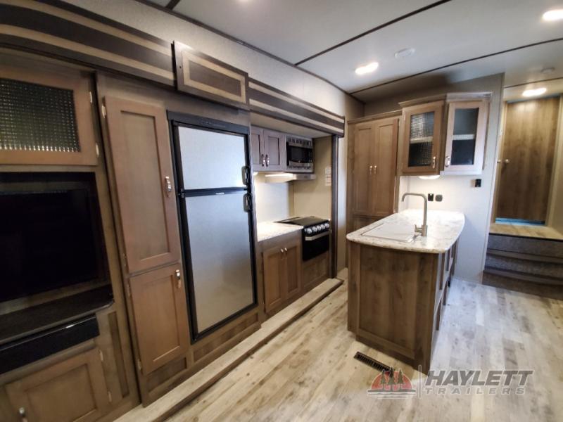 Used 2020 Keystone RV Sprinter Campfire Edition 29FWRL Fifth Wheel at