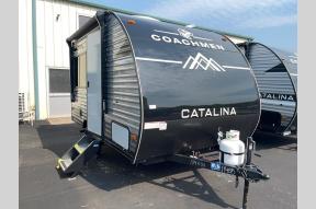 New 2025 Coachmen RV Catalina Summit Series 7 134RDX Photo