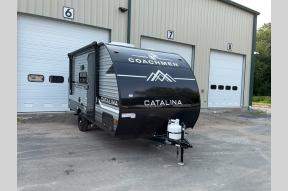 New 2025 Coachmen RV Catalina Summit Series 7 164BHX Photo