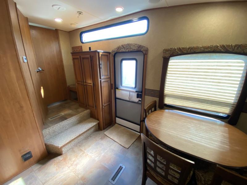 rvページ 2020 Connect® SE C261BHKSE Travel Trailer | KZ RV