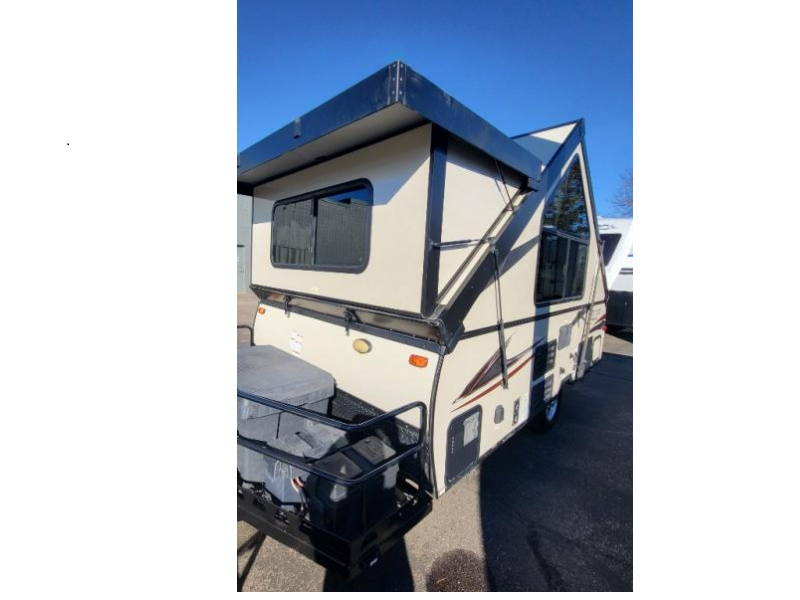Used 2018 Forest River RV Rockwood Hard Side Series A122BH Folding