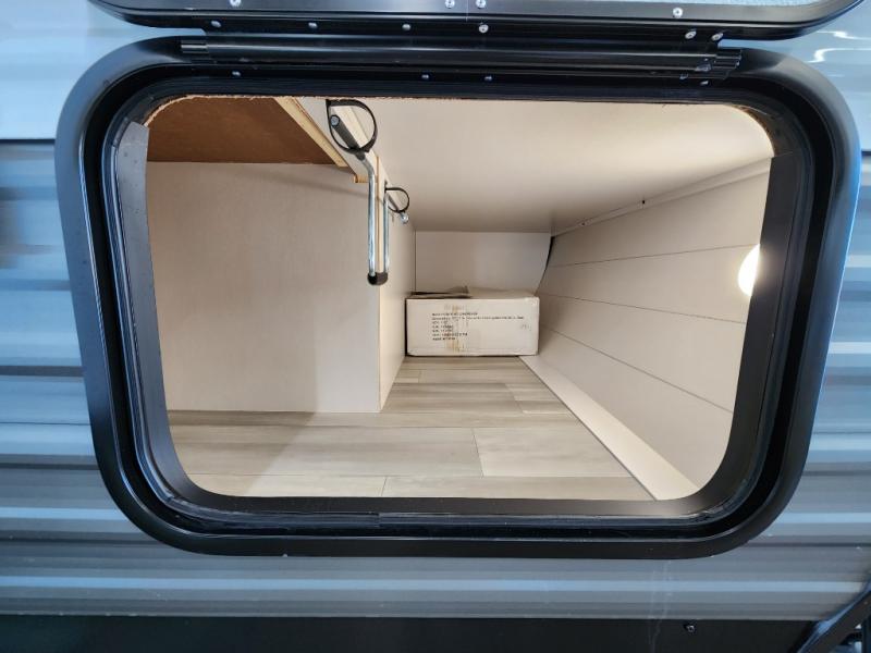 New 2025 Starcraft Autumn Ridge 188BHS Travel Trailer at