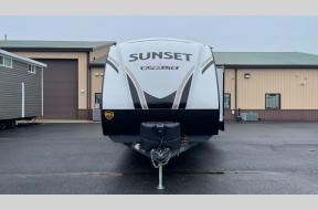 New 2022 CrossRoads RV Sunset Trail SS299QB Photo