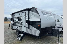 Used 2022 Chinook DREAM D177RD Photo