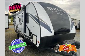 Used 2018 CrossRoads RV Sunset Trail Super Lite SS239BH Photo