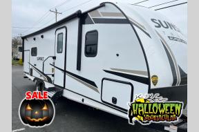 New 2024 CrossRoads RV Sunset Trail SS253RB Photo