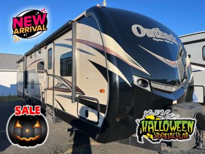 Used 2016 Keystone RV Outback 322BH Photo