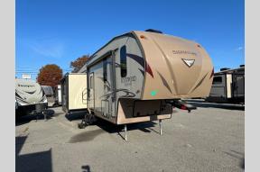 Used 2018 Forest River RV Rockwood Signature Ultra Lite 8299BS Photo