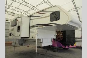 Used 2018 Lance 1062 Photo